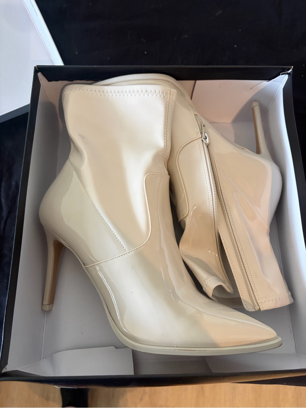 Nine West Elwyn Nude Patent Stiletto Booties Sz 10 - Shiny, Pointy, Unbothered ✨